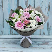 Букет цветов из:  Герберы, Альстромерии и Хризантемы в Великий двор