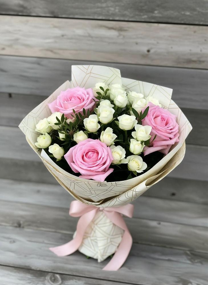 Букет цветов из: Розы в Великий двор