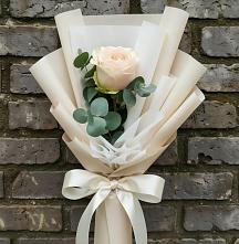Букет цветов из:  Розы в Великий двор