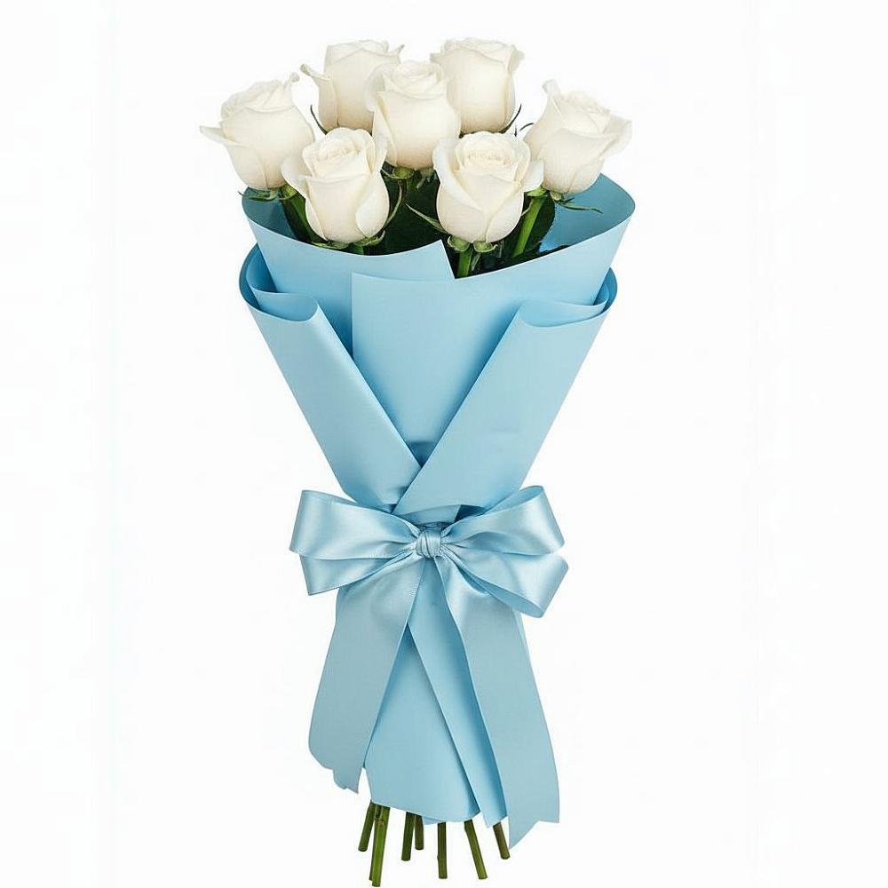 Букет 7 белых роз Проуд в Великий двор
