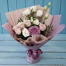 Букет цветов из:  Розы и Лизиантусы #REPLACE_PRED# Великий двор