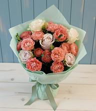 Букет цветов из:  Розы в Великий двор