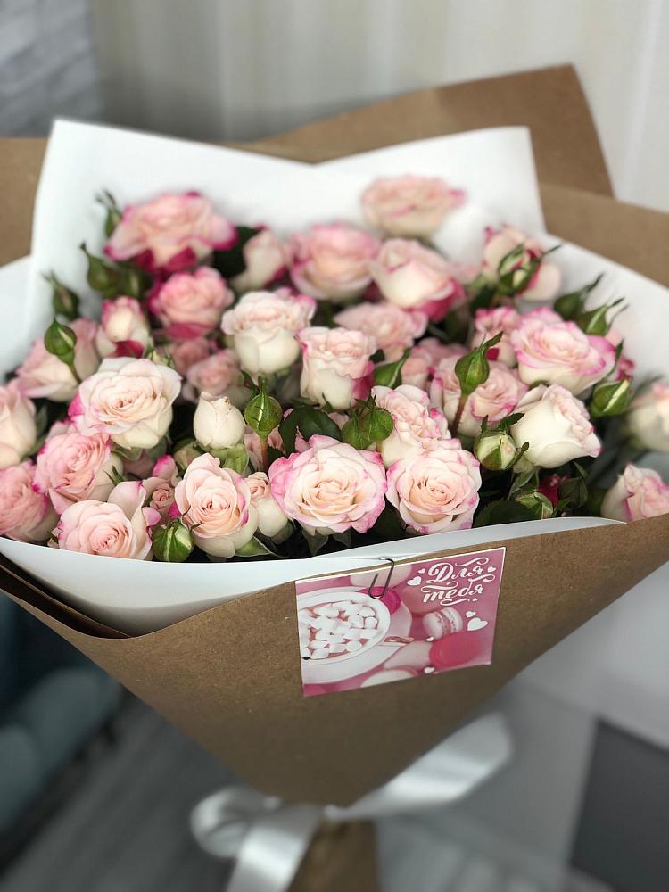 Букет цветов из: Розы в Великий двор