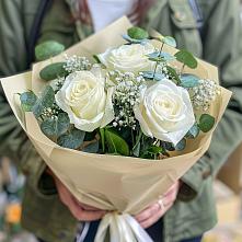 Букет цветов из:  Розы #REPLACE_PRED# Великий двор