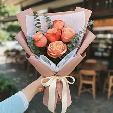Букет цветов из:  Розы в Великий двор