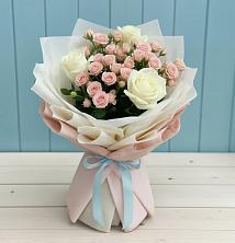 Букет цветов из:  Розы в Великий двор