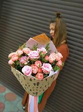 Букет цветов из:  Розы #REPLACE_PRED# Великий двор