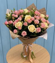 Букет цветов из:  Розы в Великий двор