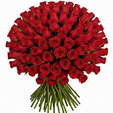 Букет Красные розы Чери Лав в Великий двор
