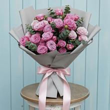Букет цветов из:  Розы в Великий двор